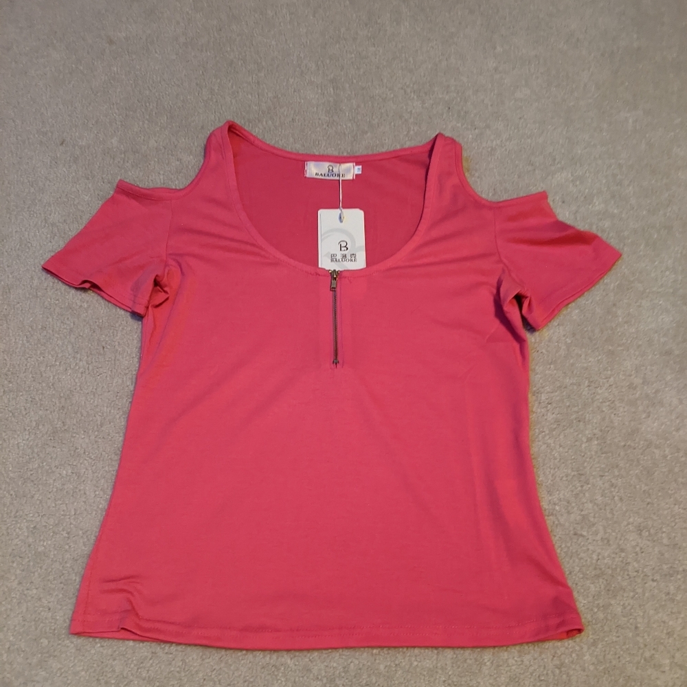 Nwts baluoke Pink peekaboo shoulder top - Picture 9 of 15